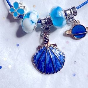 NEW BLUE SEA BUTTERFLIES BLUE CLAMS & SATURN BLUE PLANETS CHARM NECKLACE